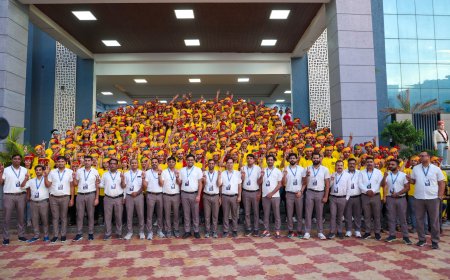 सीएलसी में नीट 2025 में चयनित सीएलसीयन्स का सम्मान समारोह
