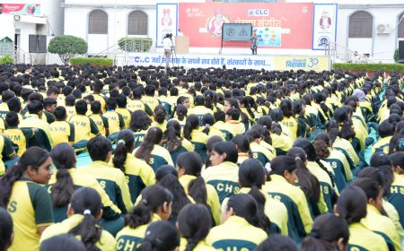 सीएलसी के केवीएम व सीएचएस में सड़क सुरक्षा सप्ताह पर जागरूकता कार्यक्रम