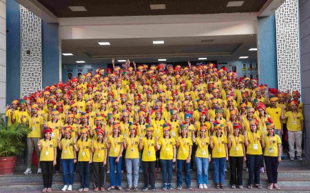 CLC में JEE Main 2025 के होनहारों का भव्य सम्मान समारोह....