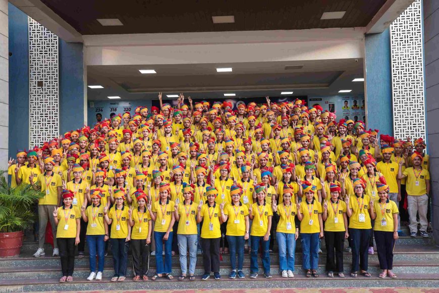 CLC में JEE Main 2025 के होनहारों का भव्य सम्मान समारोह....