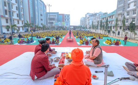 सीएलसी में पवित्र हवन के साथ हुआ नववर्ष का स्वागत, 11 हवन कुंडों में आहुतियों के साथ की गई सर्वमंगल की कामना