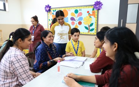 सीएलसी इंटरनेशनल स्कूल में पीटीएम का आयोजन, अभिभावकों ने जाना बच्चों का शैक्षणिक प्रदर्शन